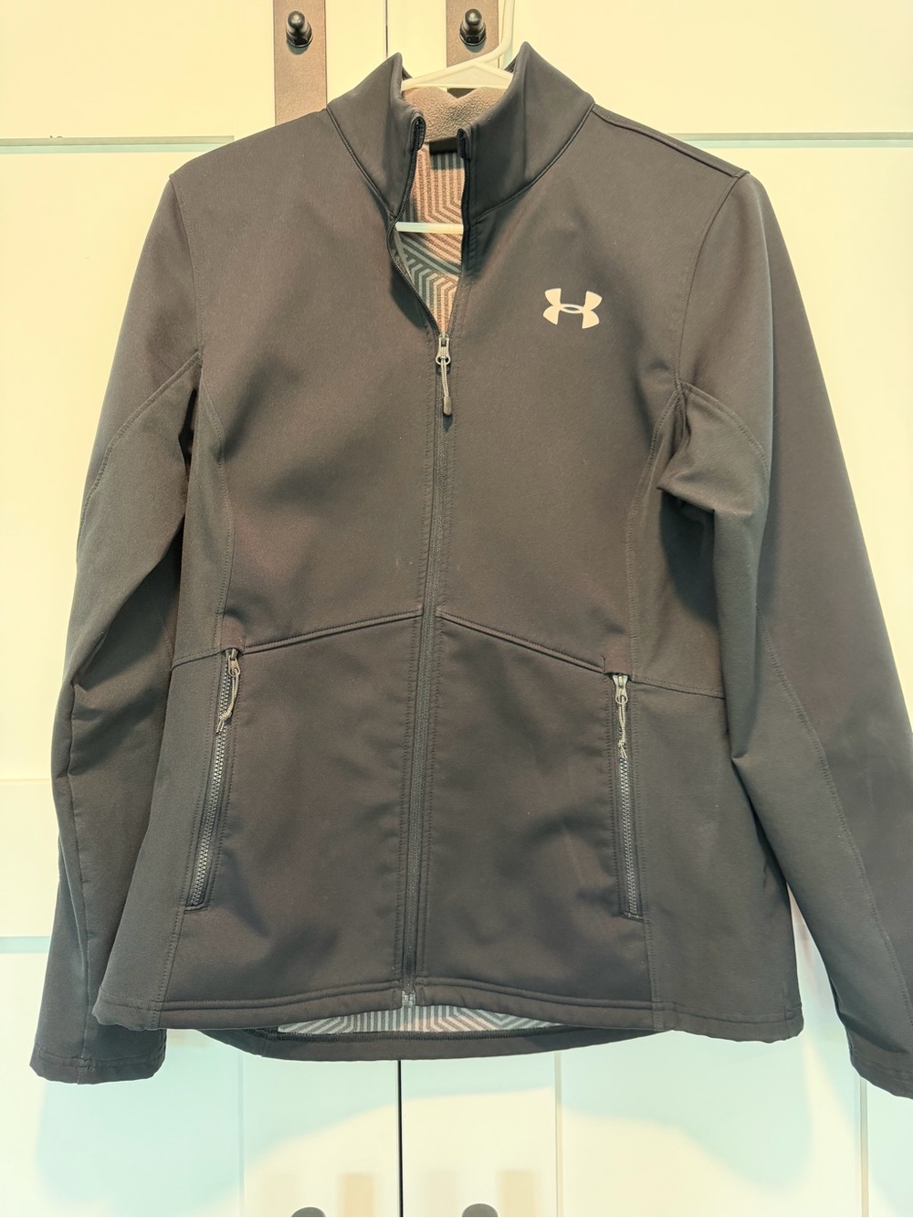Under Armour Women's Black Full-Zip Performance Jacket